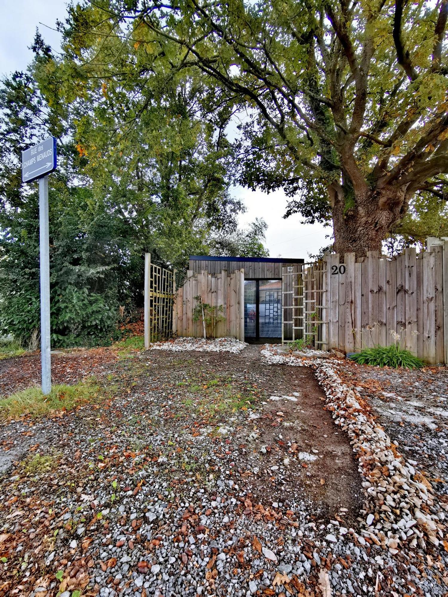 Au Poeme Du Chene, Logement Independant, Calme, Parking Gratuit Basse-Goulaine Экстерьер фото